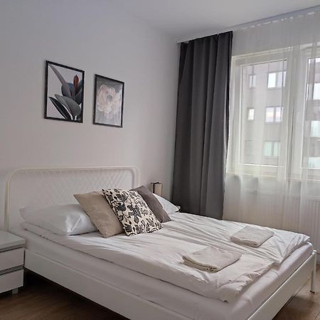 Lux Apartment Close To Medicover And Paley 华沙 外观 照片