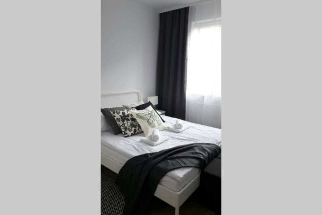 Lux Apartment Close To Medicover And Paley 华沙 外观 照片